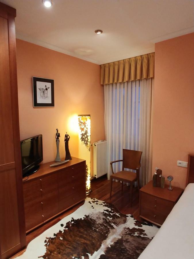 Hogar, A Modo De Hotel Gijón Zewnętrze zdjęcie