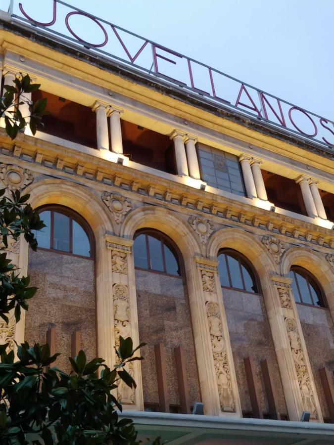 Hogar, A Modo De Hotel Gijón Zewnętrze zdjęcie