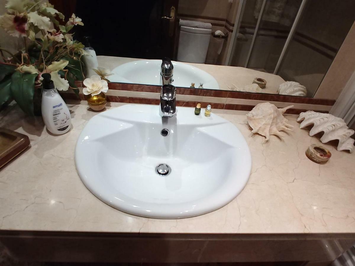 Hogar, A Modo De Hotel Gijón Zewnętrze zdjęcie